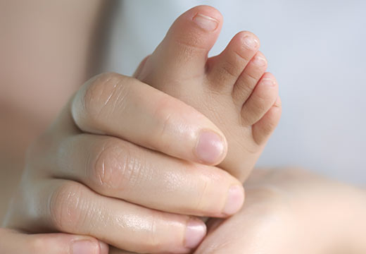 Choisir une huile de massage pour bébé