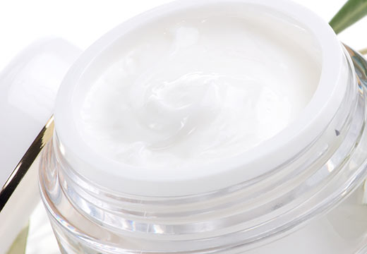 crème à l'huile vierge de rose musquée