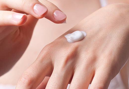 Conseils et soins naturels pour protéger ses mains