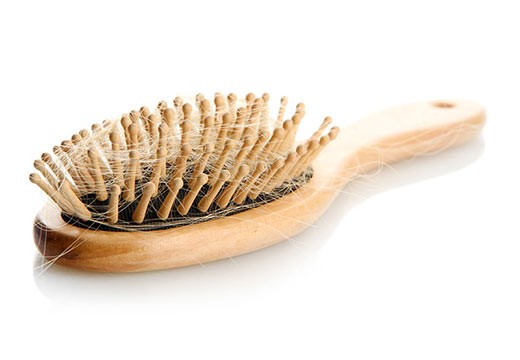 Astuces naturelles pour limiter la chute des cheveux